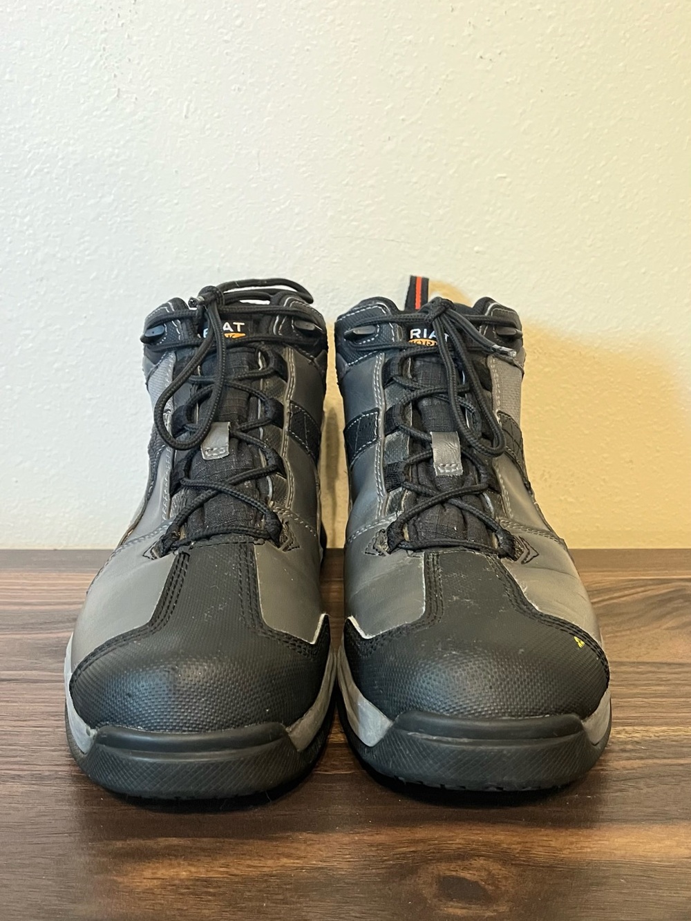 Ariat Men's Grey Waterproof Work Boots Size 10